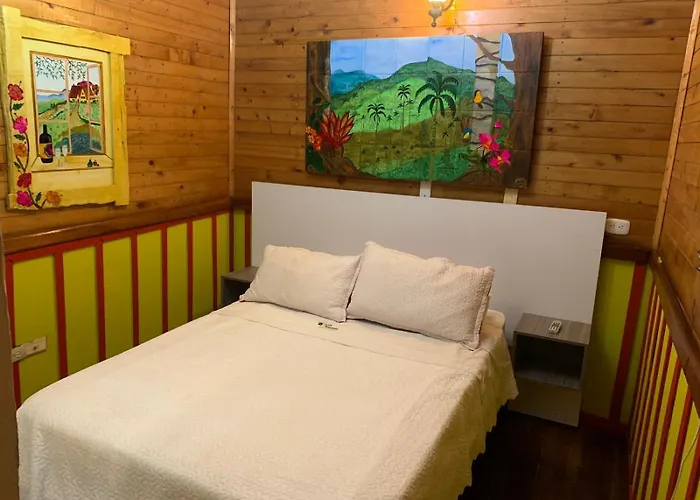 Hotel Tibouchina